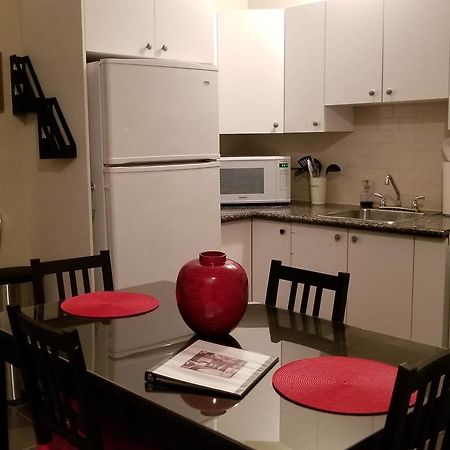 Sweet 2-Bedroom Penthouse Apartment By Amazing Property Rentals กาติโน ภายนอก รูปภาพ